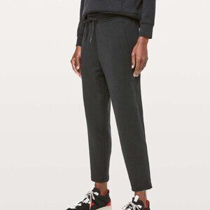Lululemon City Sleek Sweatpant *28" Black Size 6